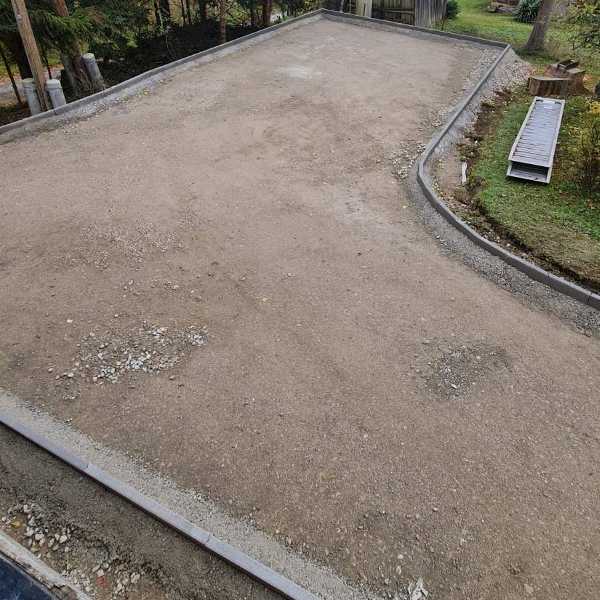 Urejanje okolice A&T nizke gradnje